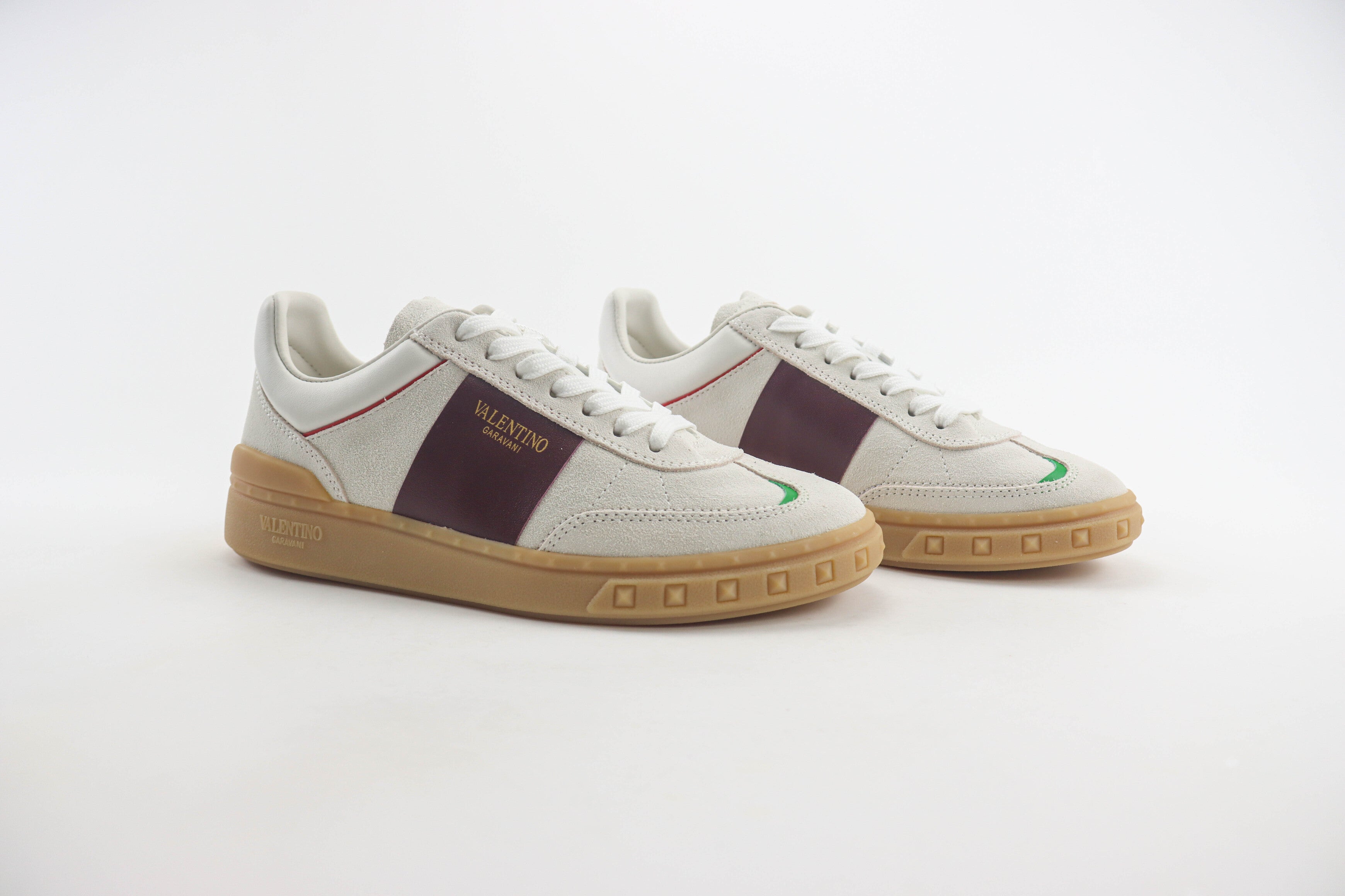 Valentino Upvillage