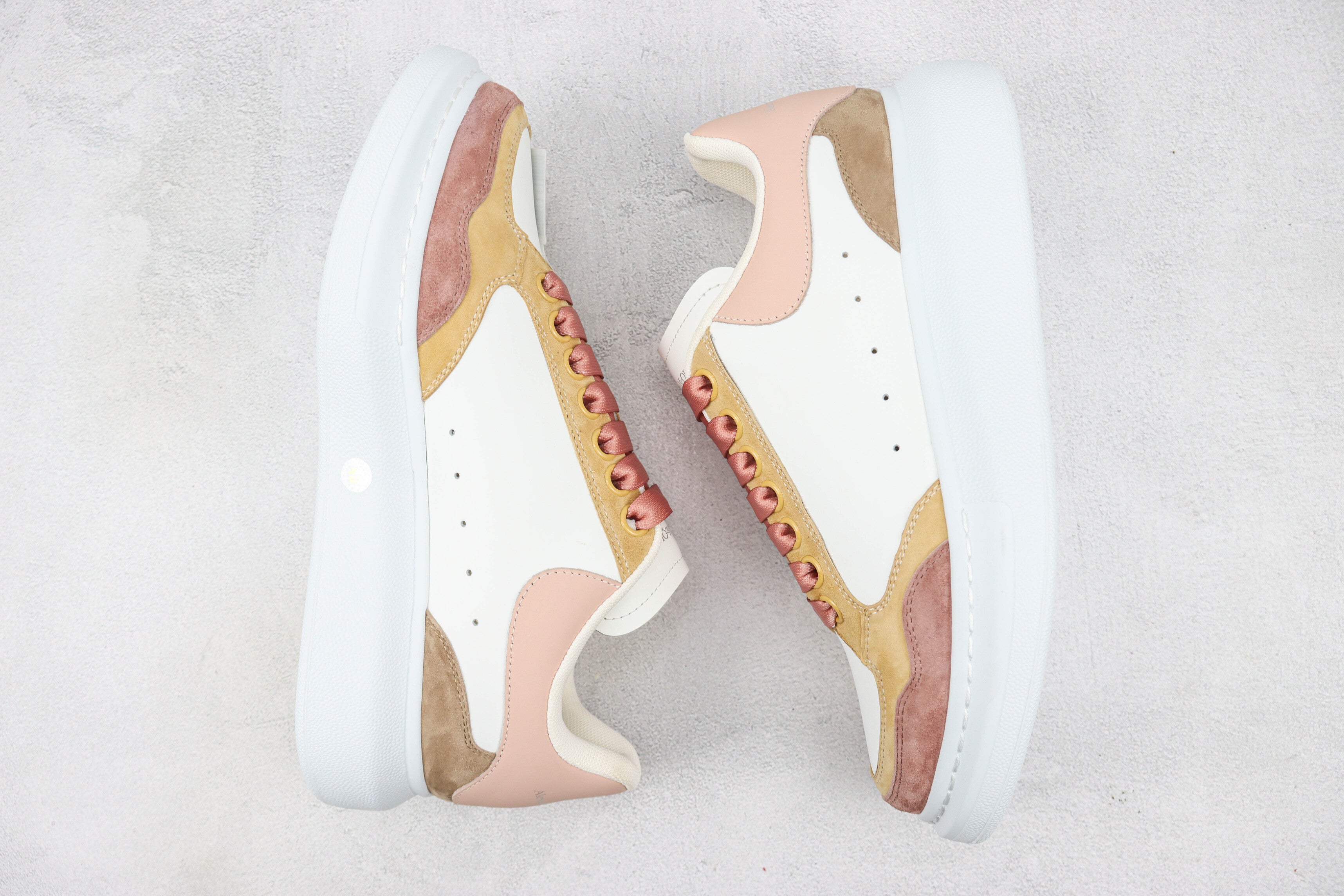 Alexander McQuenn Tenis Oversized