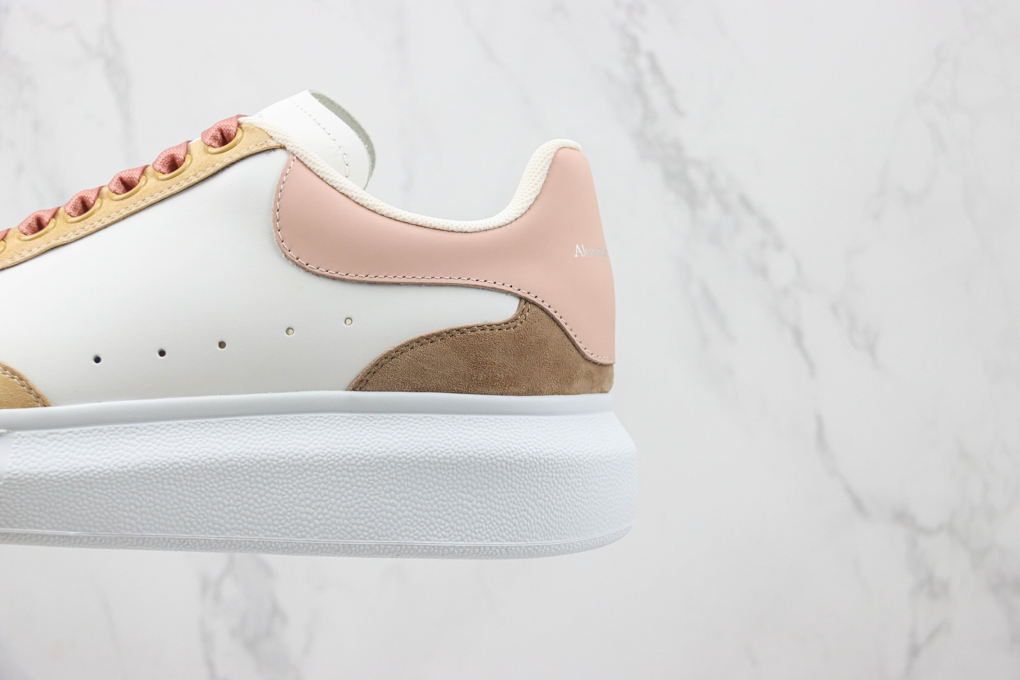 Alexander McQuenn Tenis Oversized
