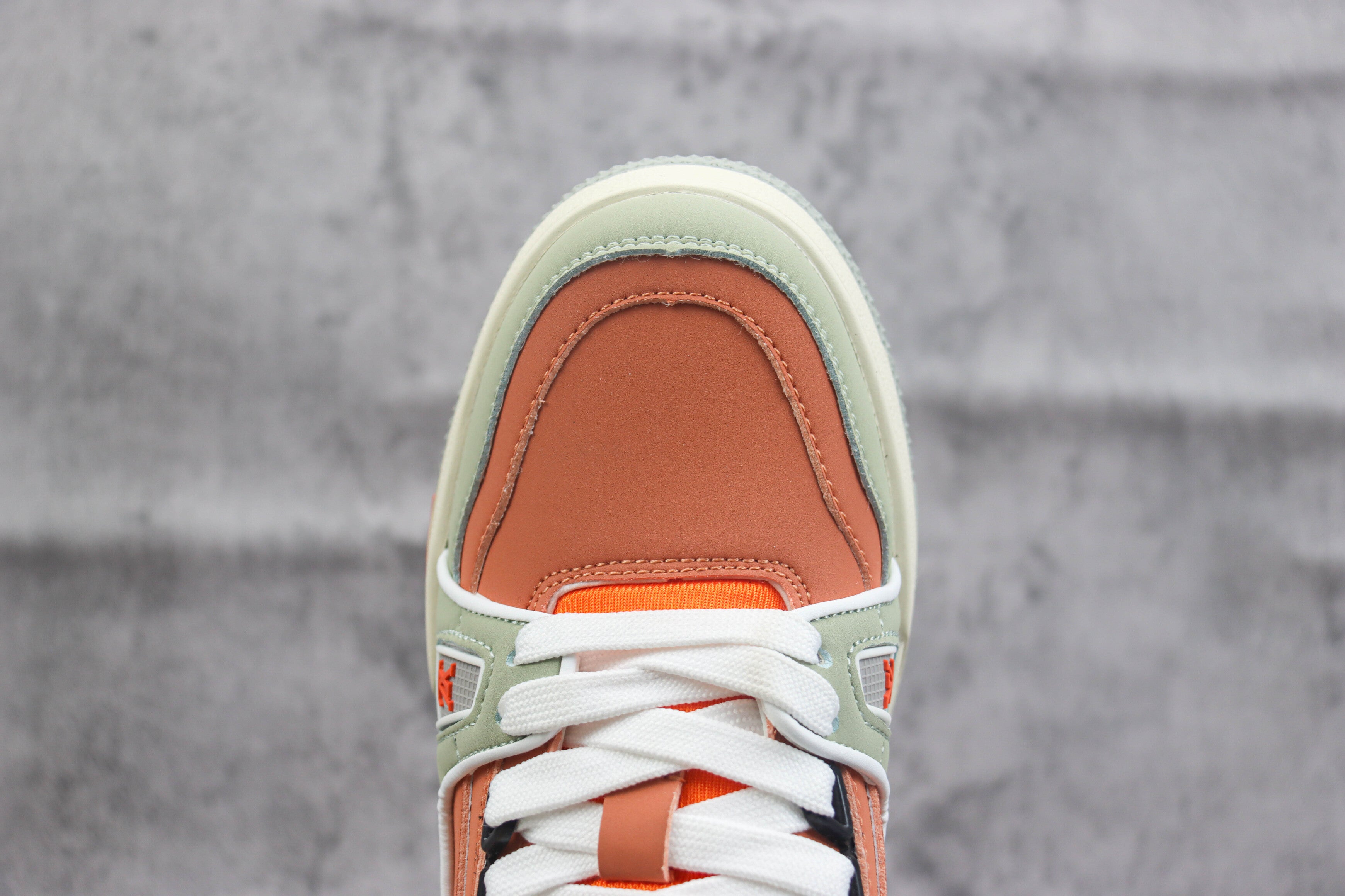 Louis Vuitton LV Trainer Cult
