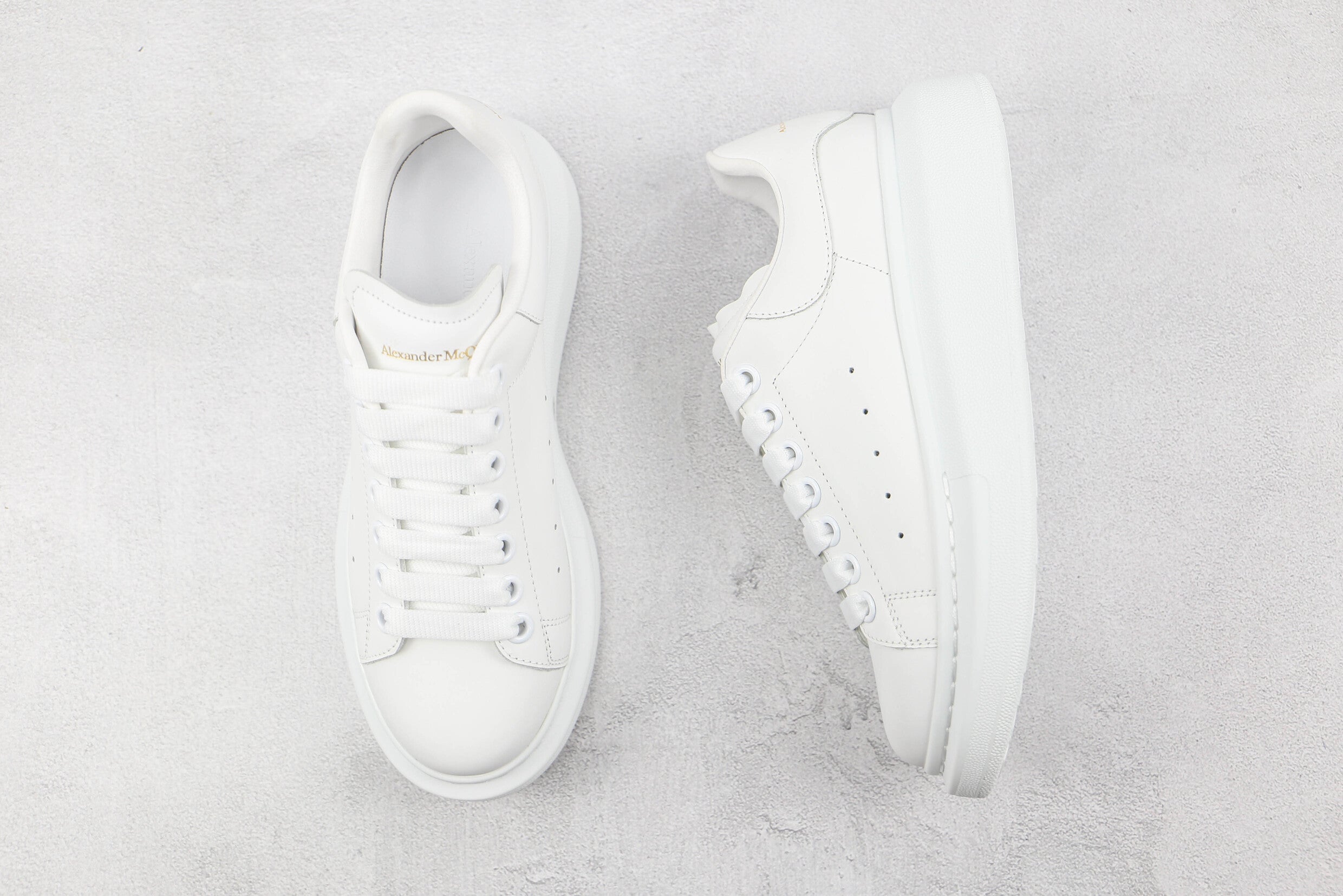Alexander McQuenn Tenis Oversized
