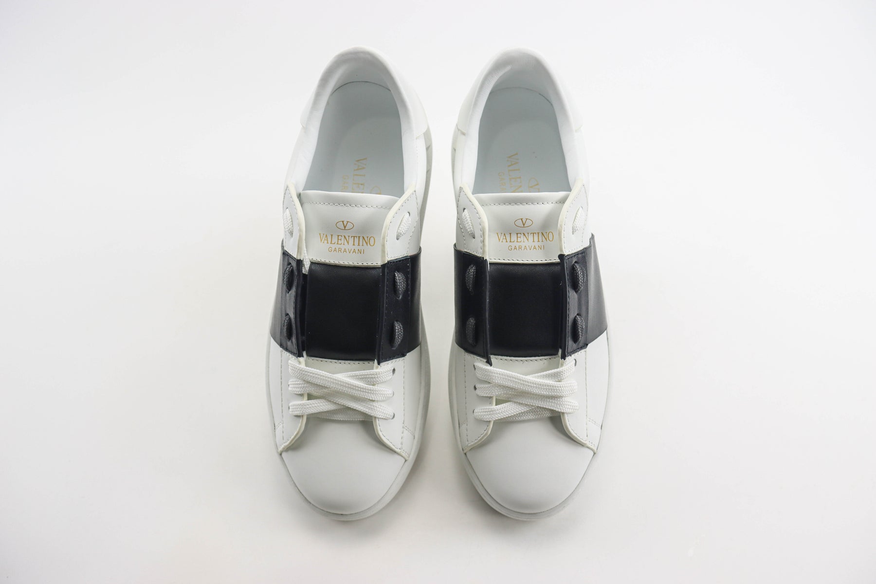 Valentino Calfskin open