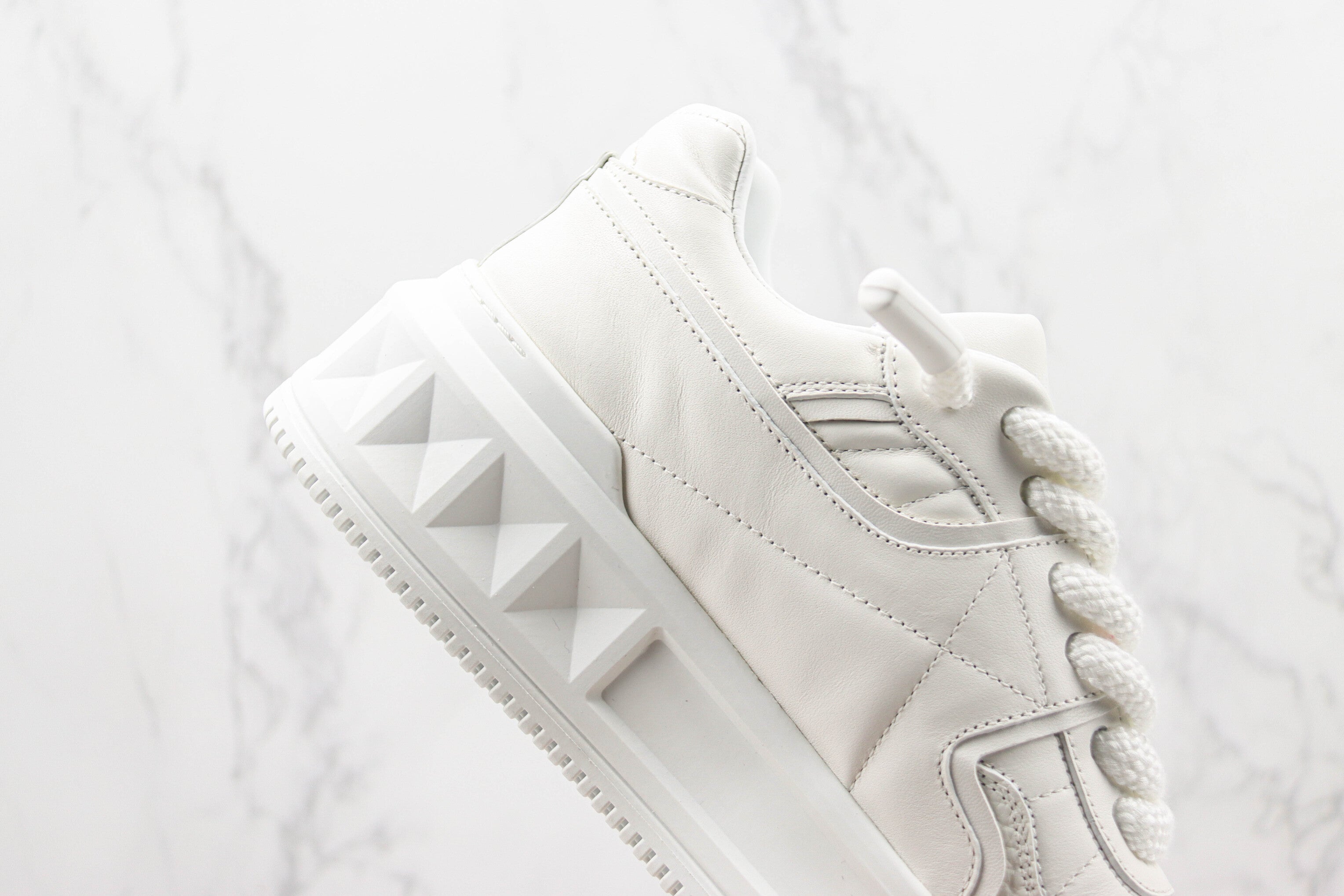 Valentino One Stud XL