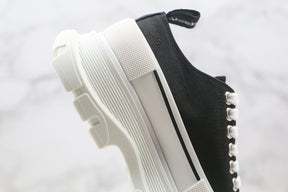 Alexander McQuenn Tênis cano baixo Tread Slick