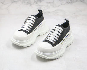 Alexander McQuenn Tênis cano baixo Tread Slick