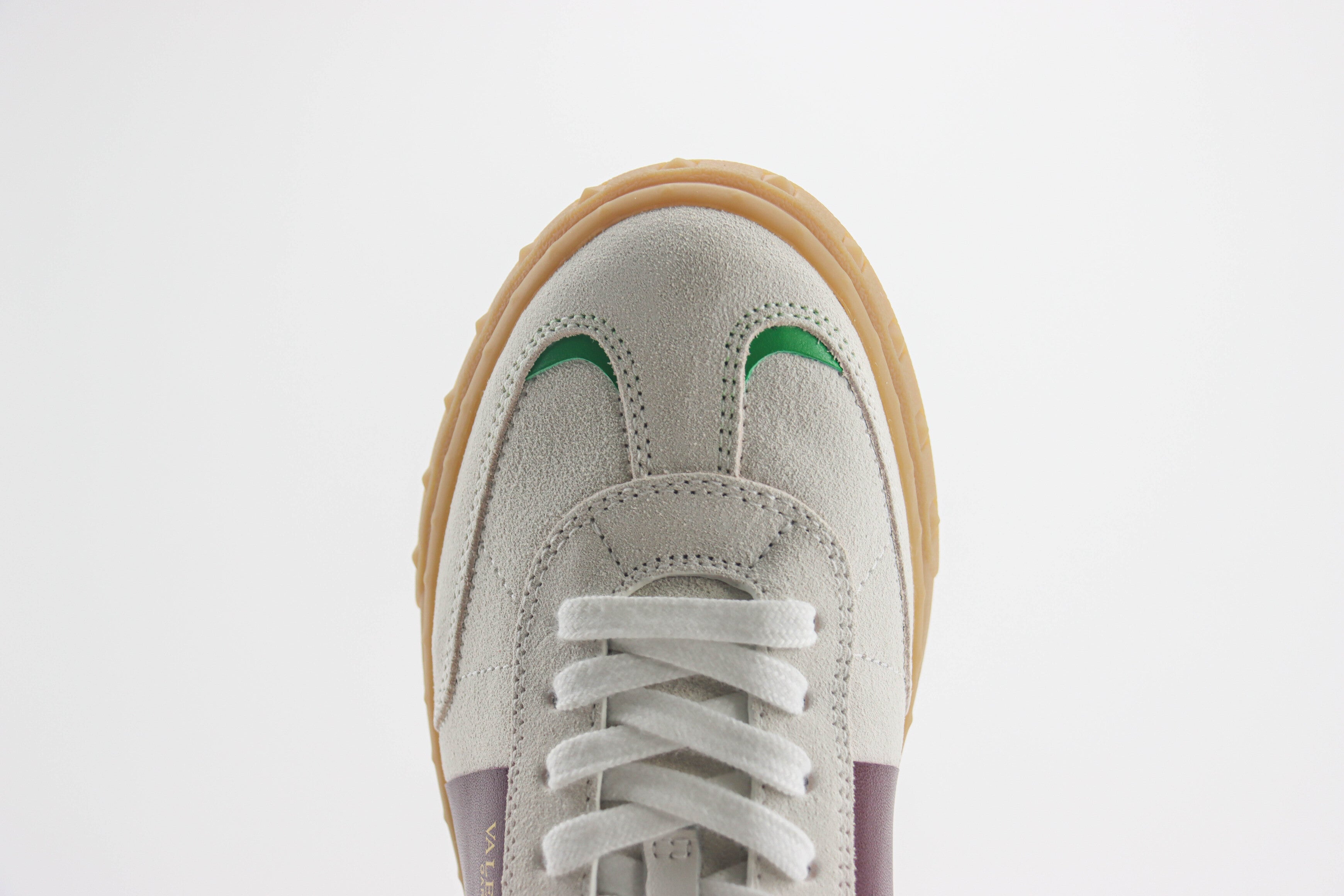 Valentino Upvillage