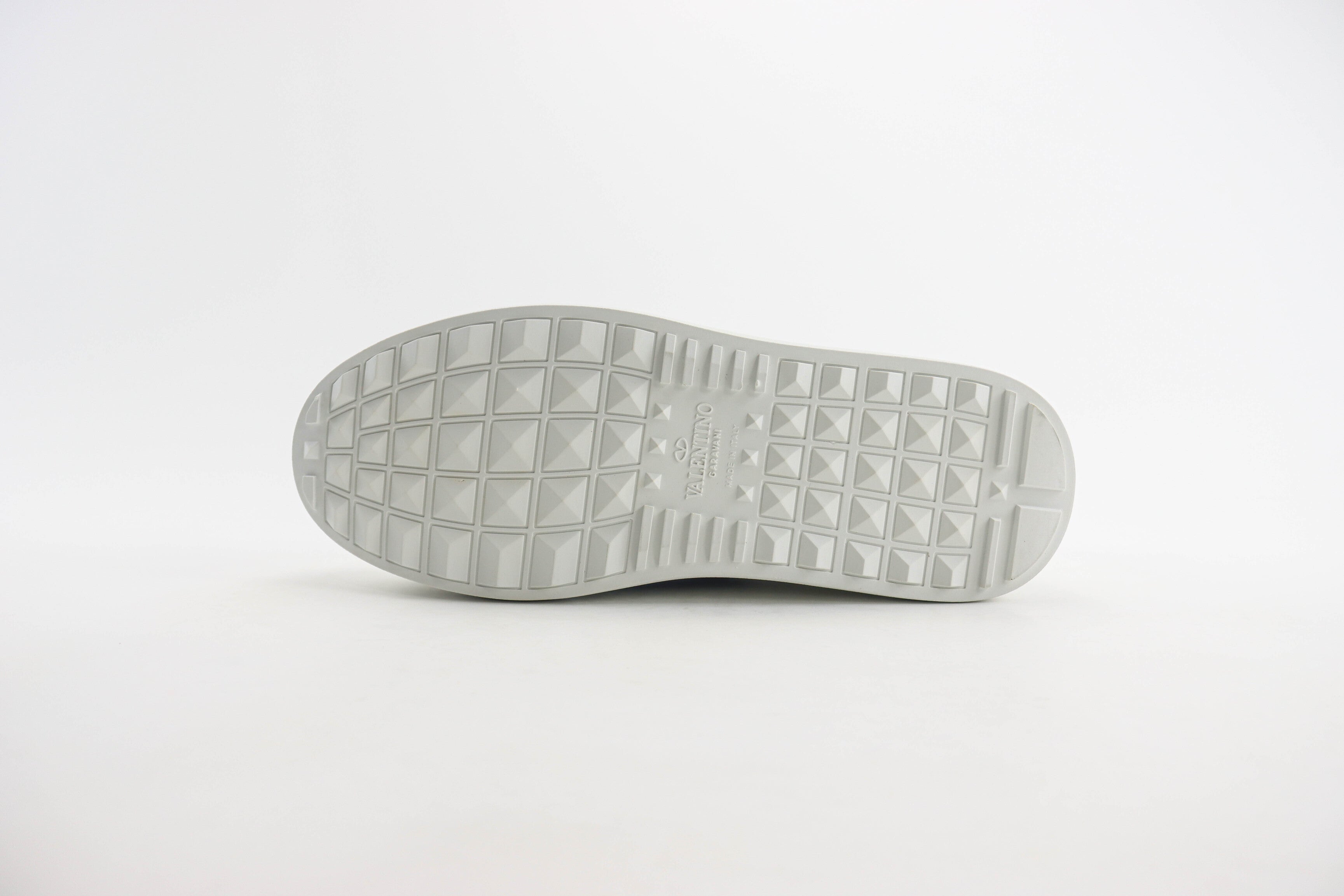 Valentino Calfskin open