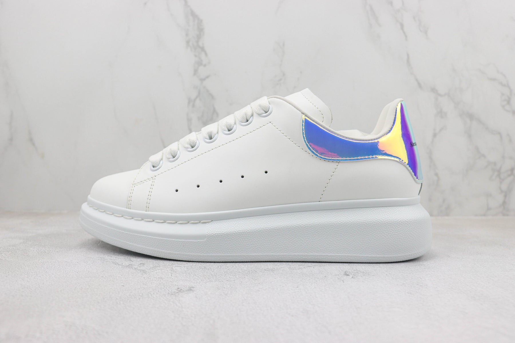 Alexander McQuenn Tenis Oversized