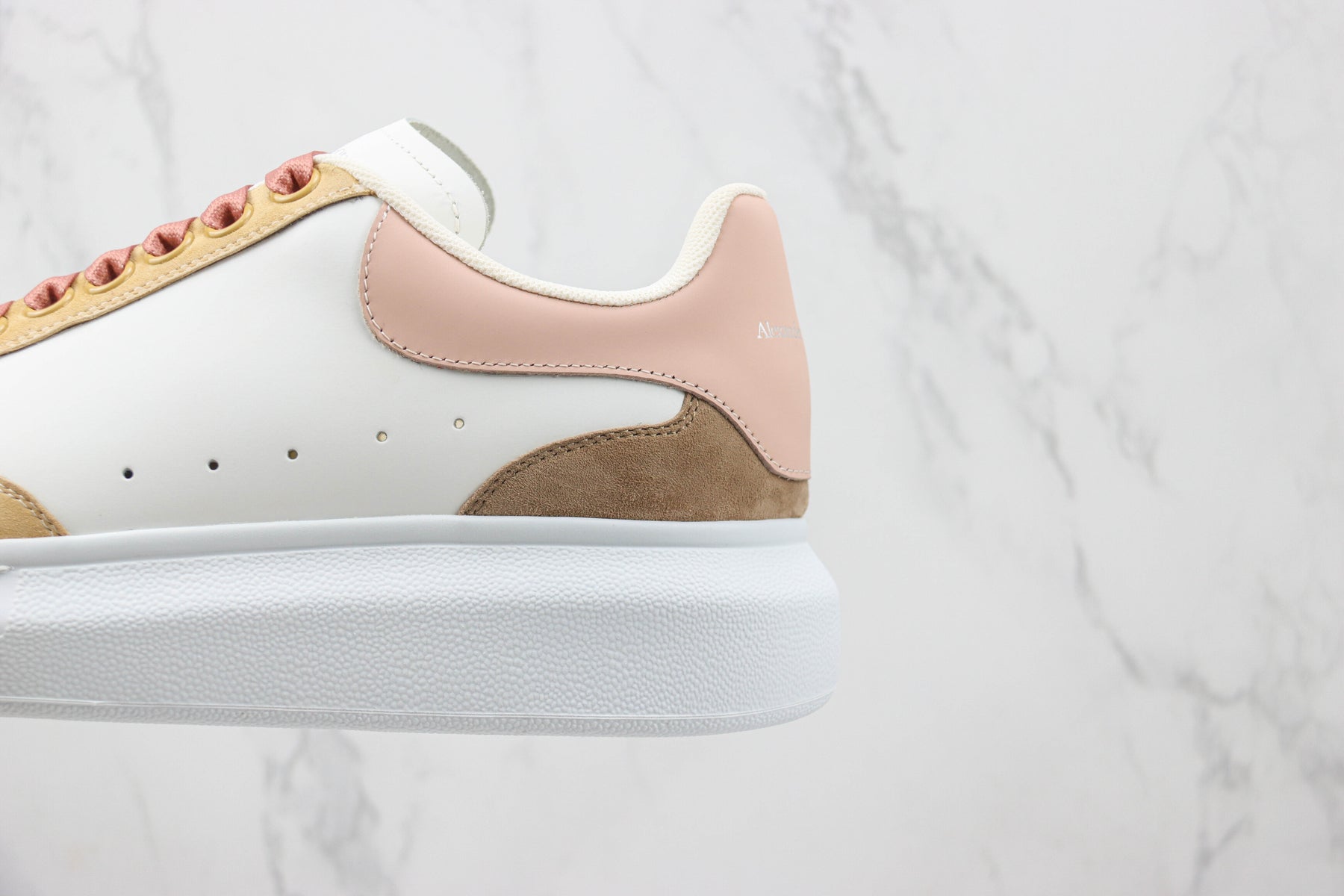 Alexander McQuenn Tenis Oversized