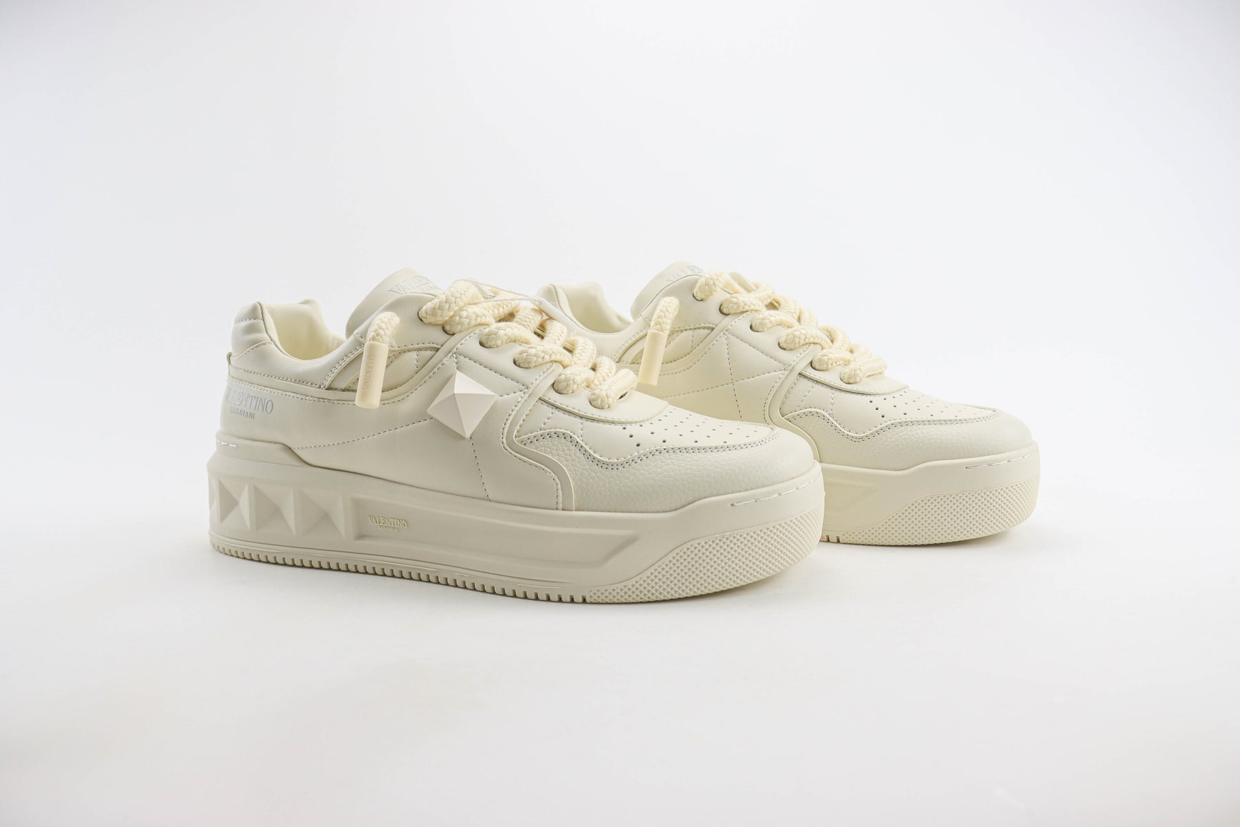 Valentino One Stud XL