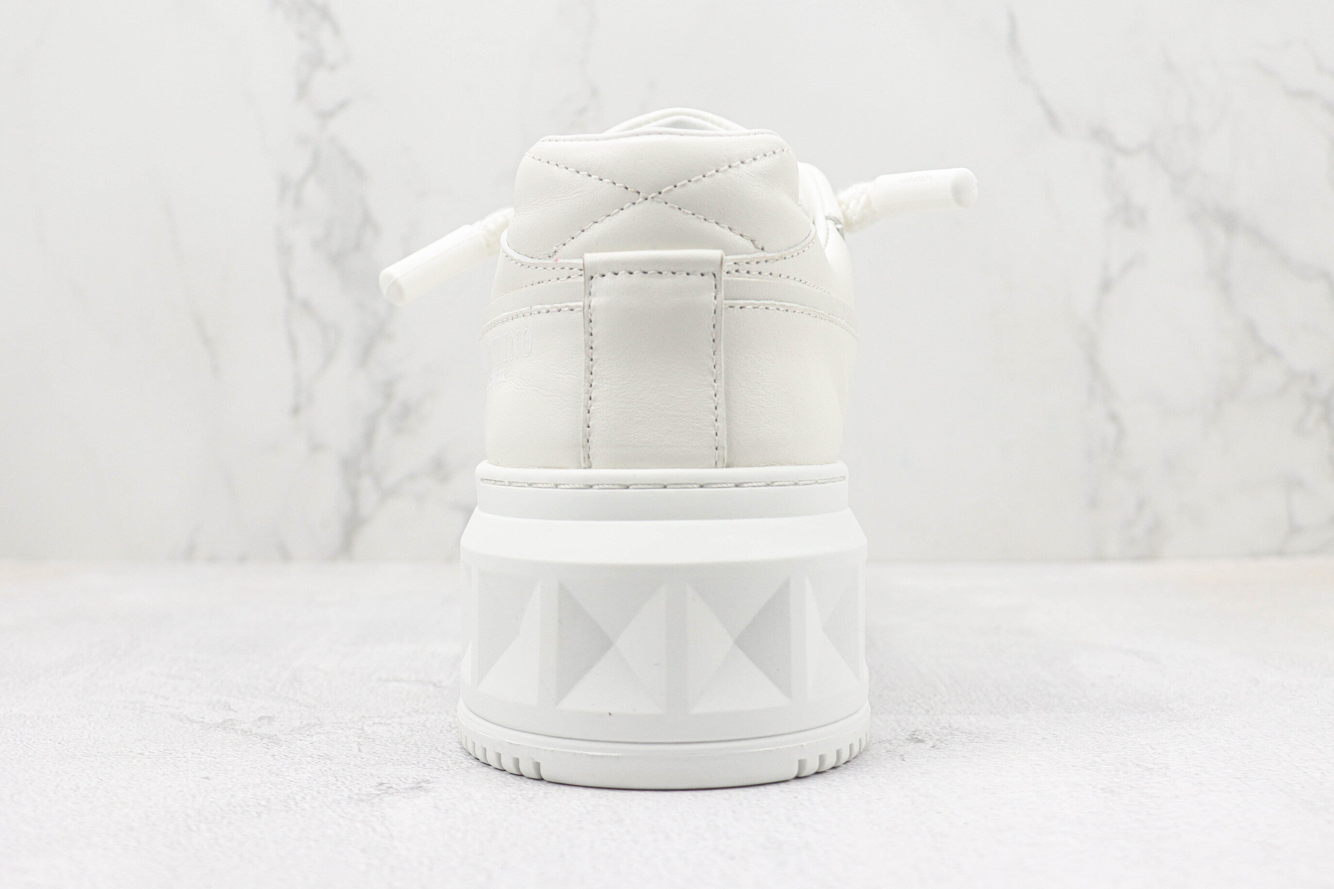 Valentino One Stud XL