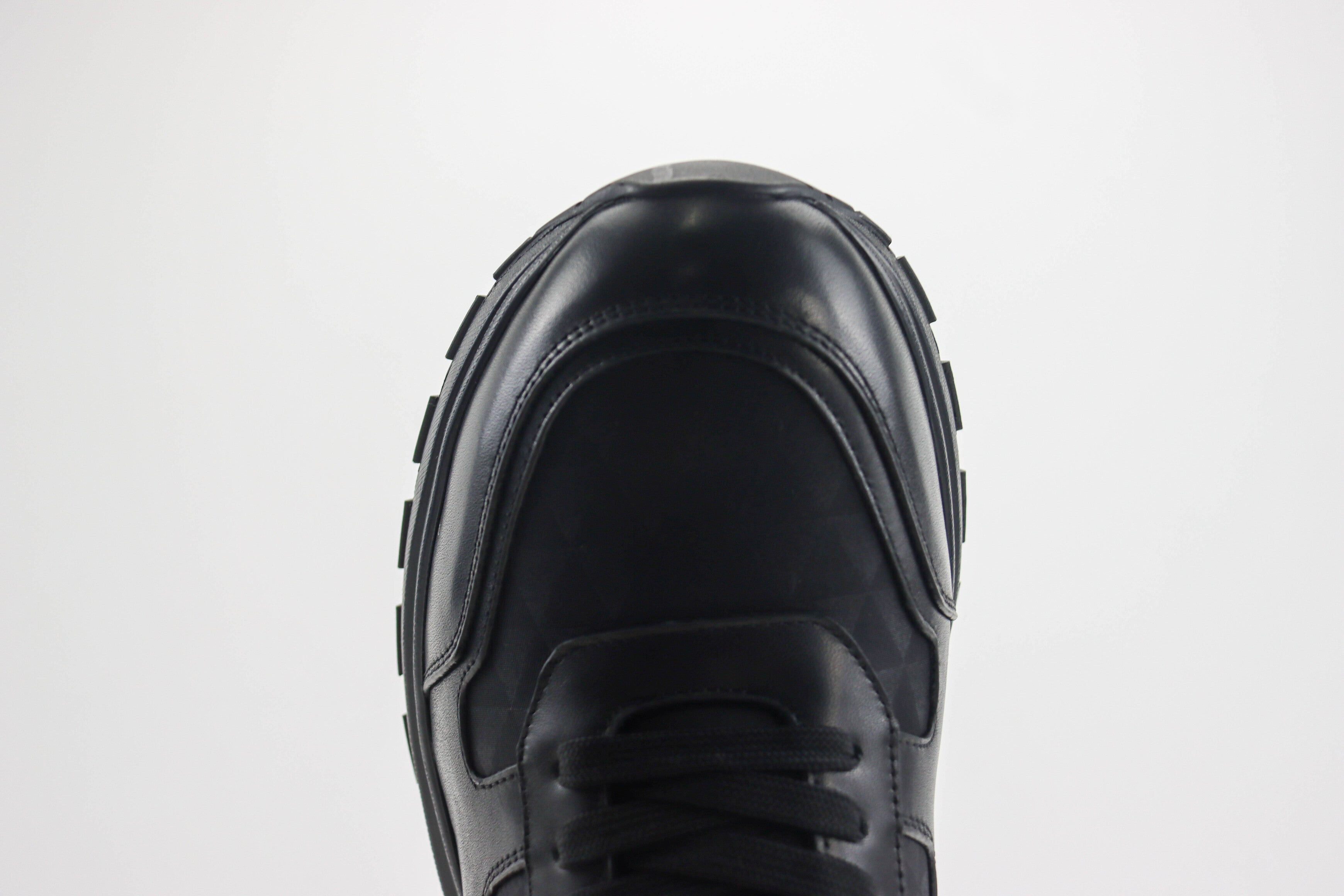 Prada Couro e Re-Nylon