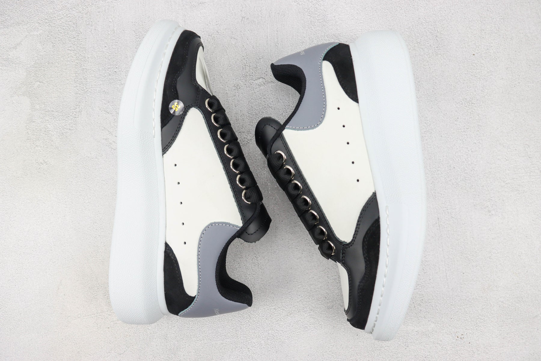 Alexander McQuenn Tenis Oversized