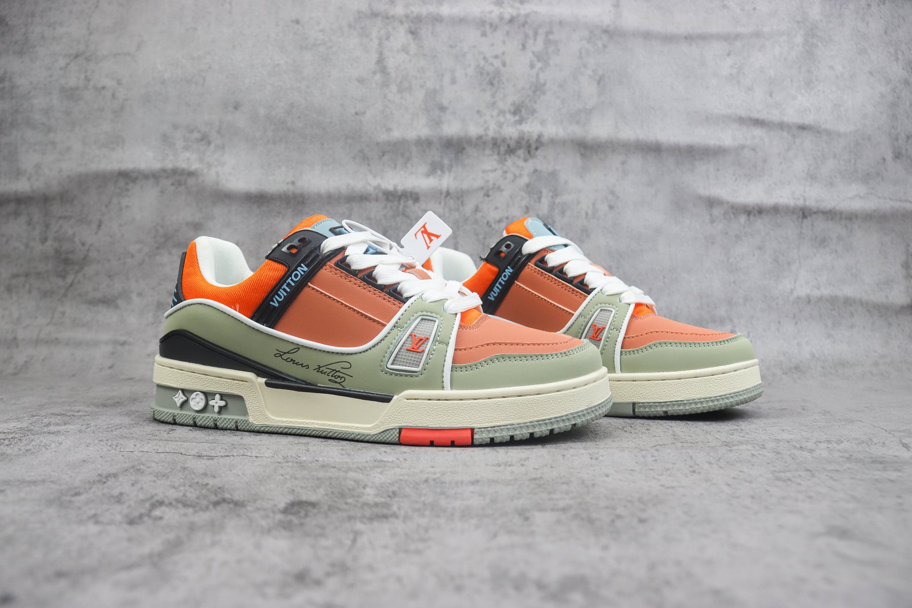 Louis Vuitton LV Trainer Cult