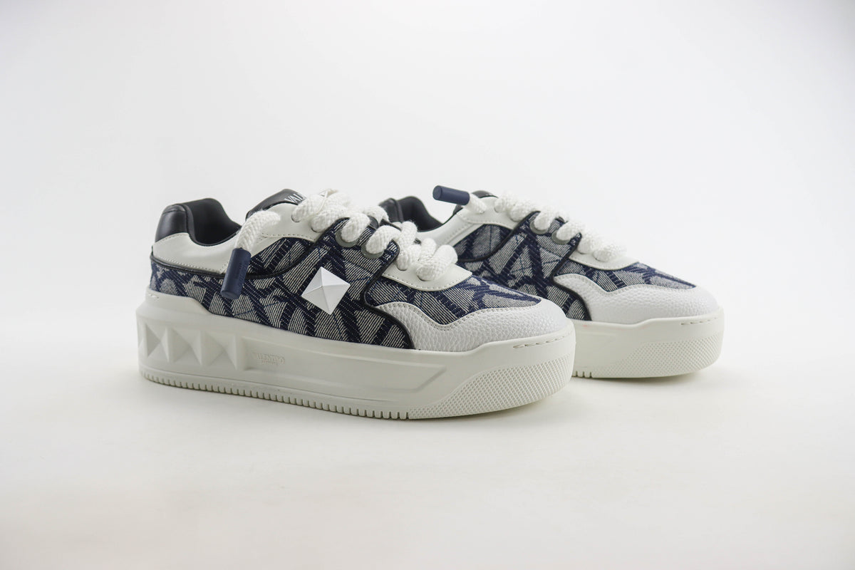 Valentino One Stud XL Iconographe