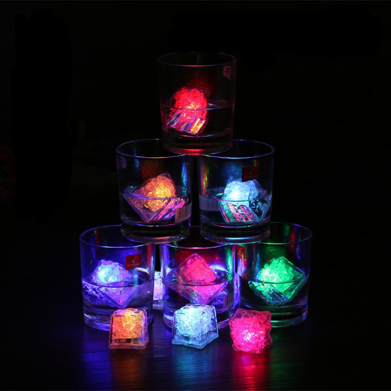 12 Peças de Jogo de Cubos de Gelos de LED com Ativação por Água!